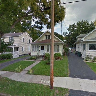 64 Henley St, Rochester, NY 14612