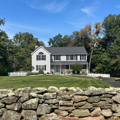 64 Little Fox Run, Shelton, CT 06484