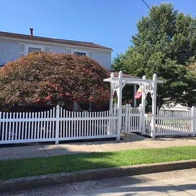 642 Grant St, Springdale, PA 15144