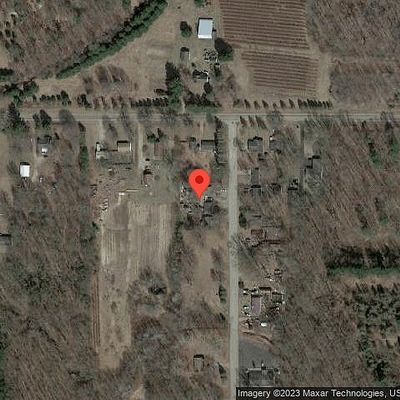 6456 N Shore Dr, Coloma, MI 49038