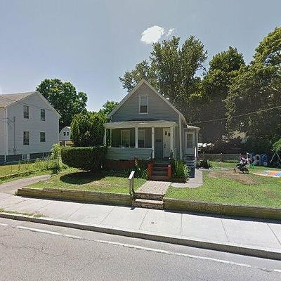 65 Forest St, Attleboro, MA 02703