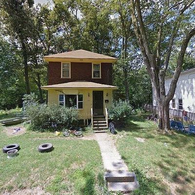 65 Lake Ave, Leicester, MA 01524