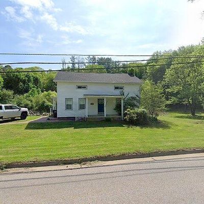 653 Crystal Lake Rd, Akron, OH 44333