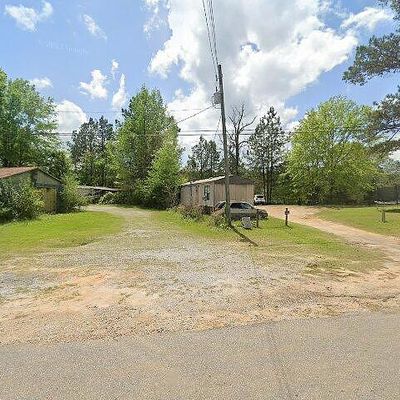 667 Oakwood St, Georgiana, AL 36033