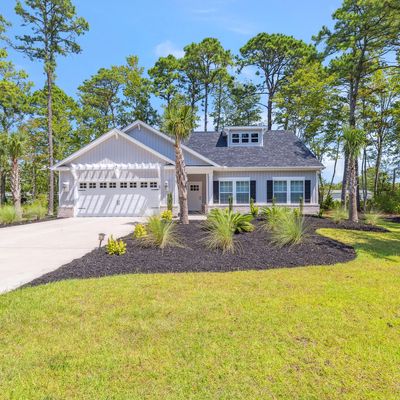 67 Pinewood Dr, Calabash, NC 28467