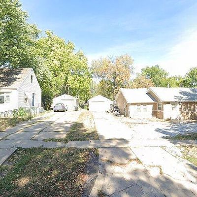 6720 Leighton Ave, Lincoln, NE 68507