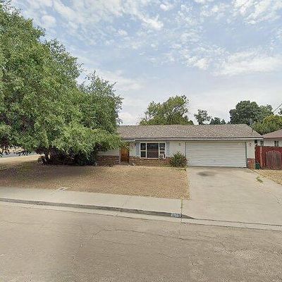 676 N Steven Ave, Reedley, CA 93654