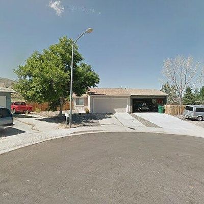 6767 Honeysuckle Ct, Reno, NV 89506