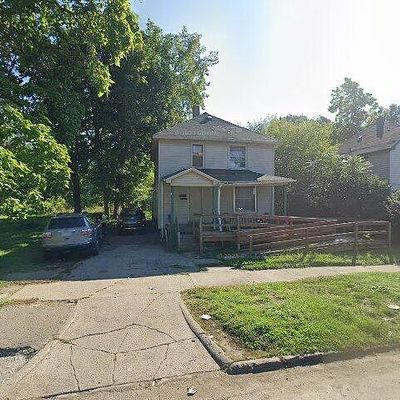 677 Pavone St, Benton Harbor, MI 49022