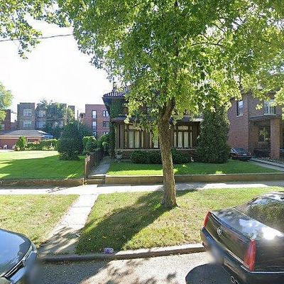 6941 S Euclid Ave, Chicago, IL 60649