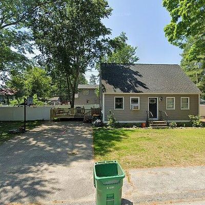 7 Kim Ln, Rochester, NH 03867