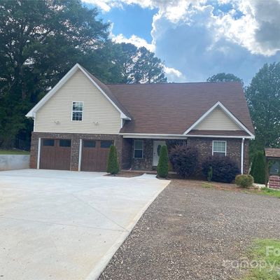 700 Colonial Ave, Gaffney, SC 29340