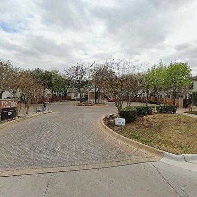 700 E Ash Ln, Euless, TX 76039