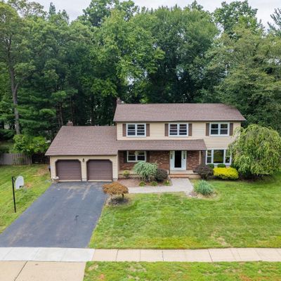 6 Mount Ct, East Brunswick, NJ 08816