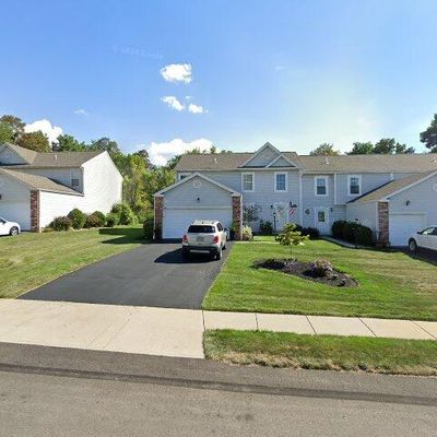 600 Chelsea Dr, Imperial, PA 15126