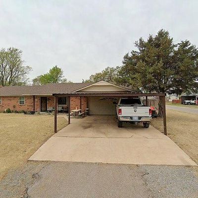 601 S Magnolia Ave, Erick, OK 73645