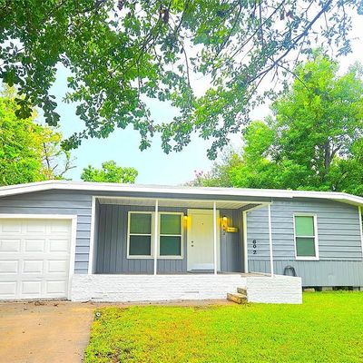 602 Winding Way St, Lake Jackson, TX 77566