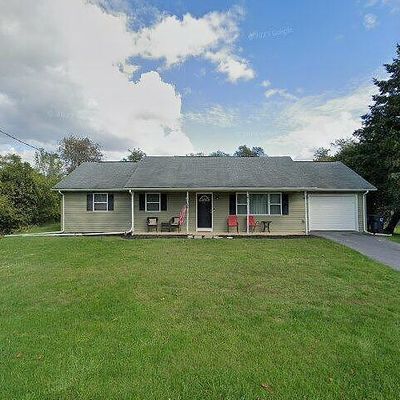 602 W Pine St, Mount Holly Springs, PA 17065