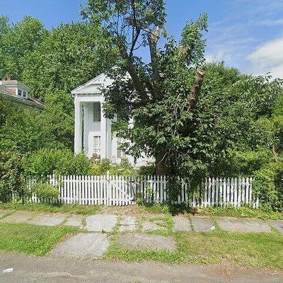 611 4 Th Ave, Troy, NY 12182