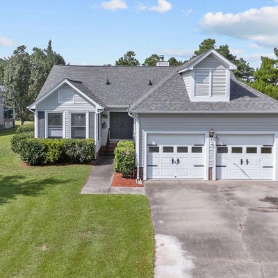 6113 Schooner Ct, New Bern, NC 28560