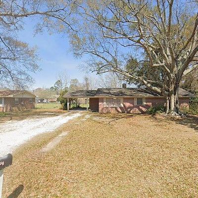 613 E Oak St, Atmore, AL 36502