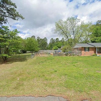 616 Mclamb St, Roseboro, NC 28382