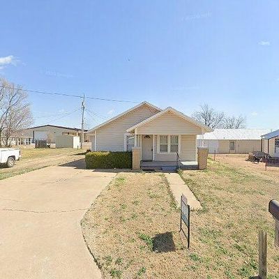 618 N Peck Ave, Hydro, OK 73048