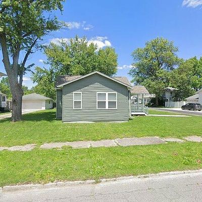 622 E 1 St North St, Carlinville, IL 62626