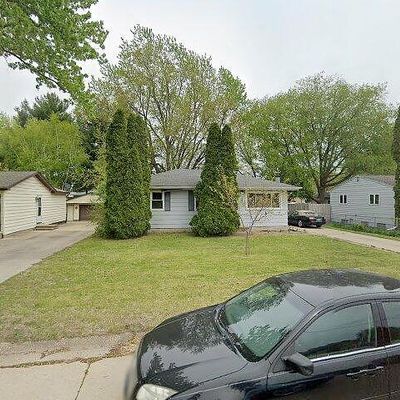 740 Hall Ave, Waterloo, IA 50703