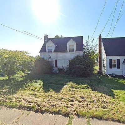 746 Caldwell Ave, New Kensington, PA 15068