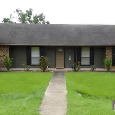 7473 Pennhill Dr, Baton Rouge, LA 70817