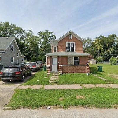 748 Columbus Ave, Benton Harbor, MI 49022