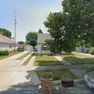 7537 26 Th Ave, Kenosha, WI 53143