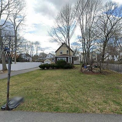 76 Casey St, Norwood, MA 02062