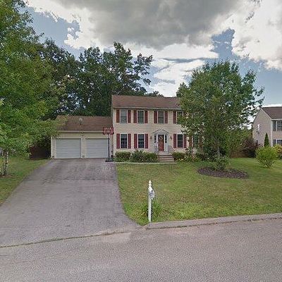 76 Corinthian Dr, Lowell, MA 01854