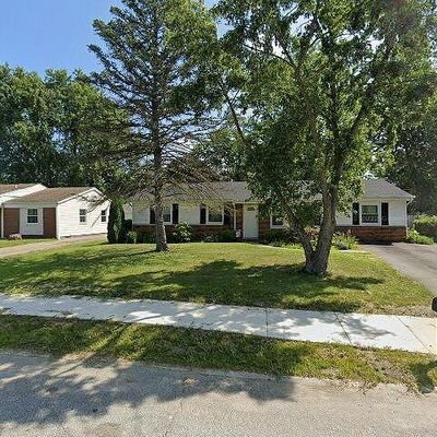 779 Devonshire Rd, Valparaiso, IN 46385