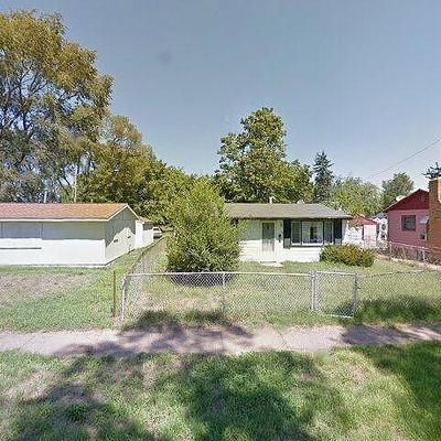 781 Mcguigan Ave, Benton Harbor, MI 49022