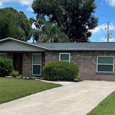 7901 N Woodlynne Ave, Tampa, FL 33614