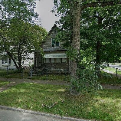 791 Lavette Ave, Benton Harbor, MI 49022