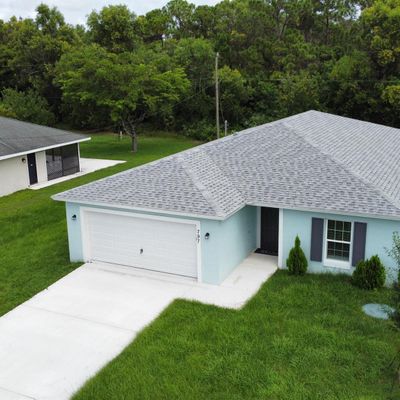 797 Se Streamlet Ave, Port Saint Lucie, FL 34983