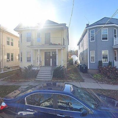 80 82 Hathorne St, Salem, MA 01970