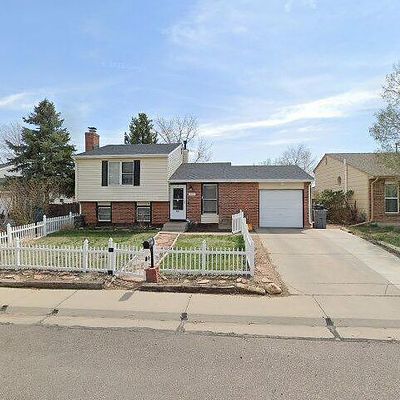 802 Centennial Way, Bennett, CO 80102