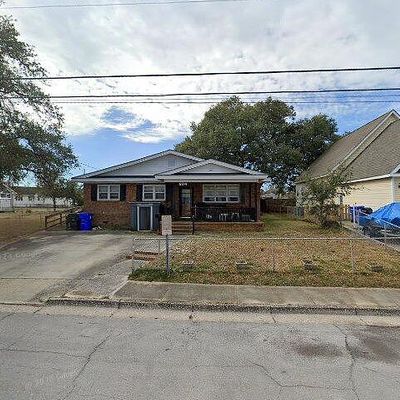 804 Mulberry St, Beaufort, NC 28516