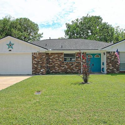 809 Lilac St, La Marque, TX 77568