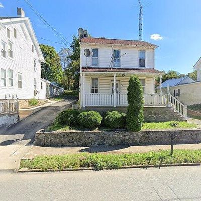 81 Main St, Yorkana, PA 17406