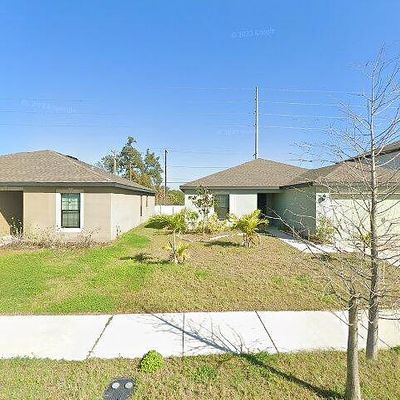 810 Chatham Walk Dr, Ruskin, FL 33570