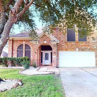 8103 Fox St, Baytown, TX 77523