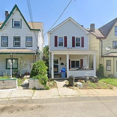 812 Etna St, Mc Kees Rocks, PA 15136