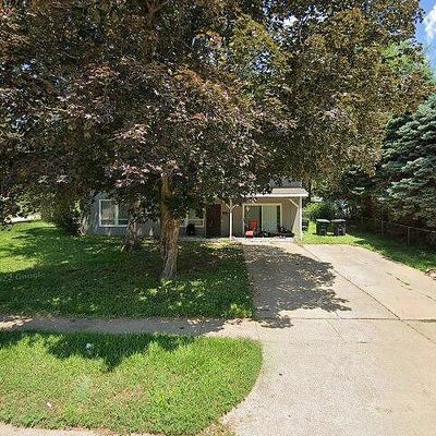 8128 Grand Ave, Omaha, NE 68134