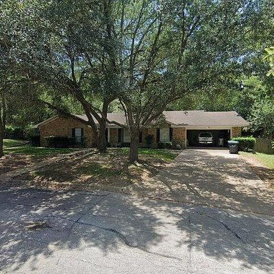 813 Atlow Dr, Brenham, TX 77833